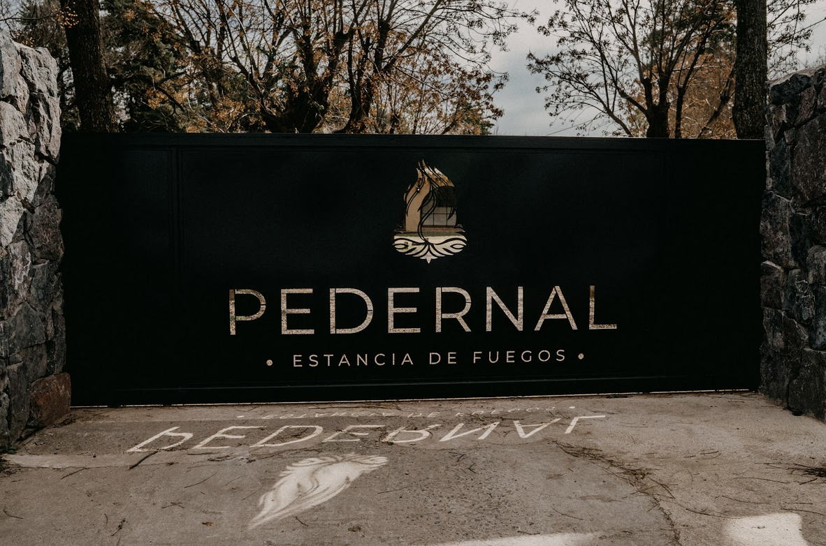 Abrió Pedernal, una estancia de fuegos en Mendiolaza | Circuito ...